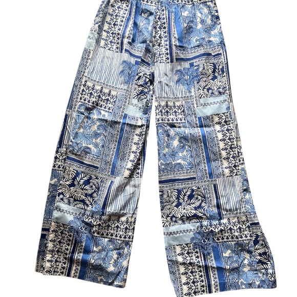 J. McLaughlin Eugene Pant in White Blue Palm Park |  XS NWT - Picture 3 of 8